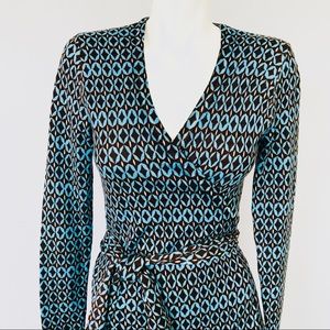 DIANE VON FURSTENBERG Classic Wrap Dress Small